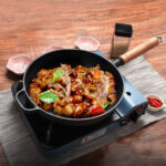 2X 25cm Round Cast Iron Frying Pan Skillet Steak Sizzle Platter with Helper Handle